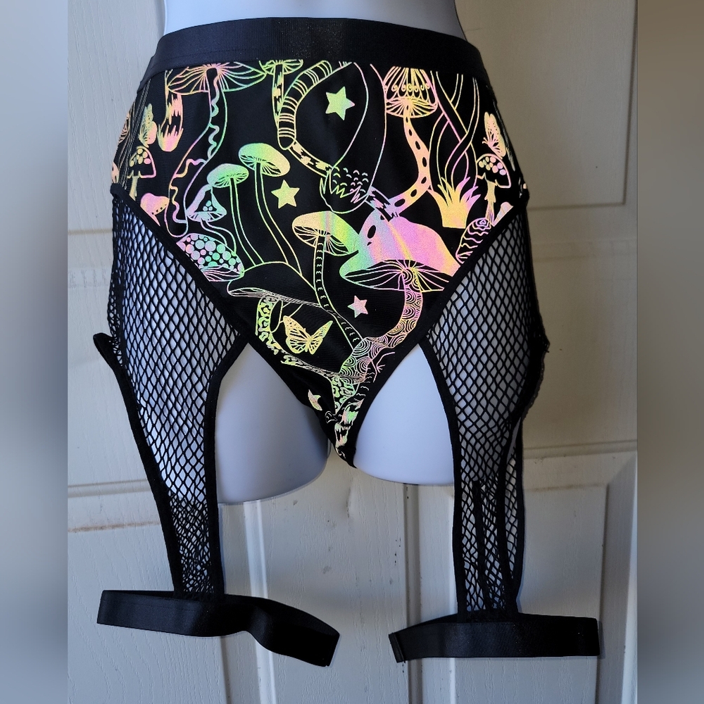 Dollskill Club Exx Reflective Mushroom Mesh Biker Short Size Large